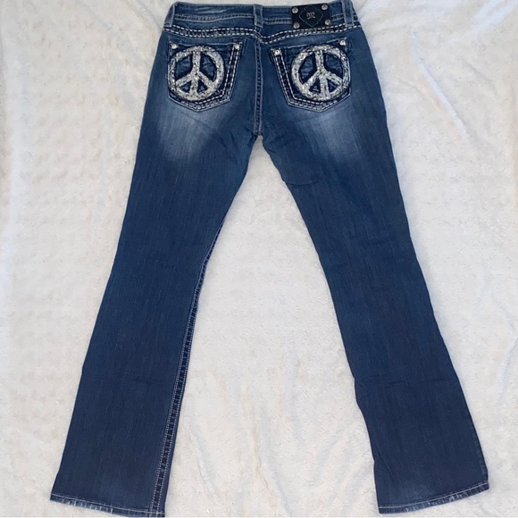 Miss Me Dark Blue SZ:30 Peace Sign Signature Cut Boot Cut Jeans - Picture 5 of 6